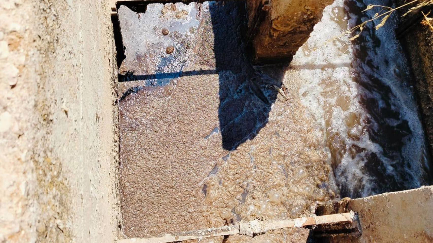 Olores desagradables y suciedad debido a vertidos ilegales en un municipio de Toledo: el Ayuntamiento solicita ayuda.