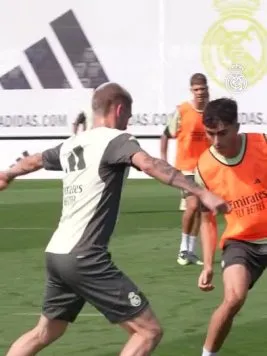 El video que posteó Real Madrid con Mastantuono como protagonista