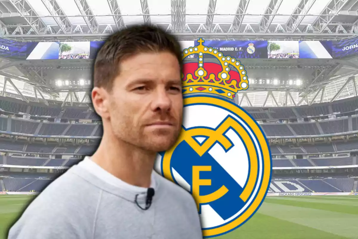 Xabi Alonso y el escudo del Real Madrid Xabi Alonso y el escudo del Real Madrid