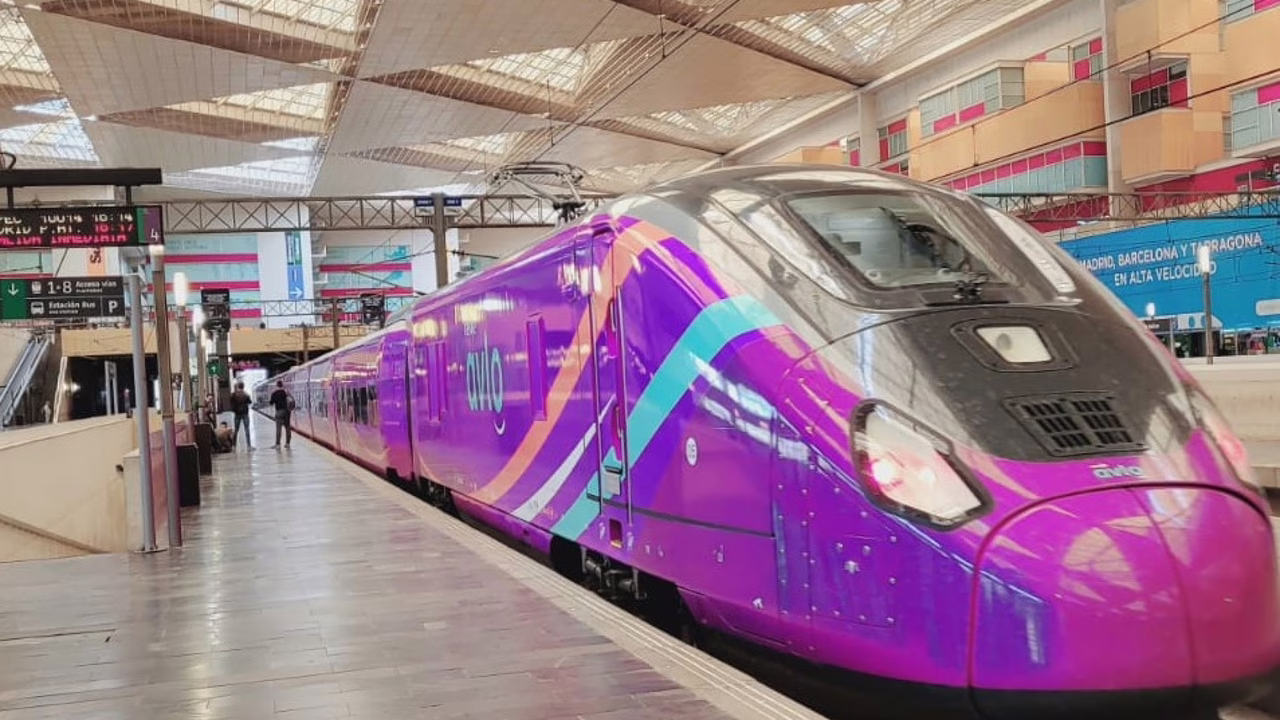 Puente viaja a Alemania en busca de trenes de Siemens tras la eliminación de los Avril del corredor de alta velocidad entre Madrid y Barcelona.