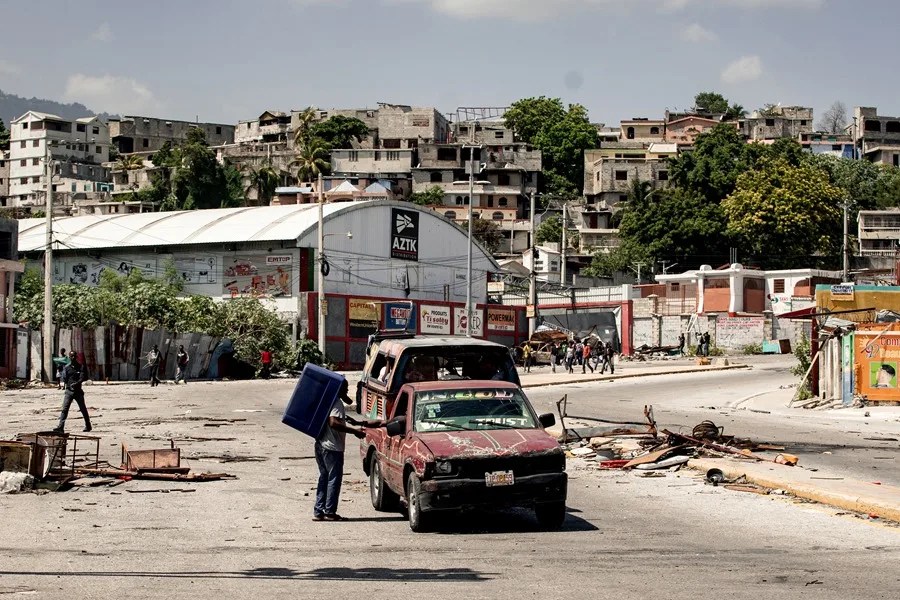 Haití pide a los desplazados no volver a sus barrios para no servir de escudo a las bandas