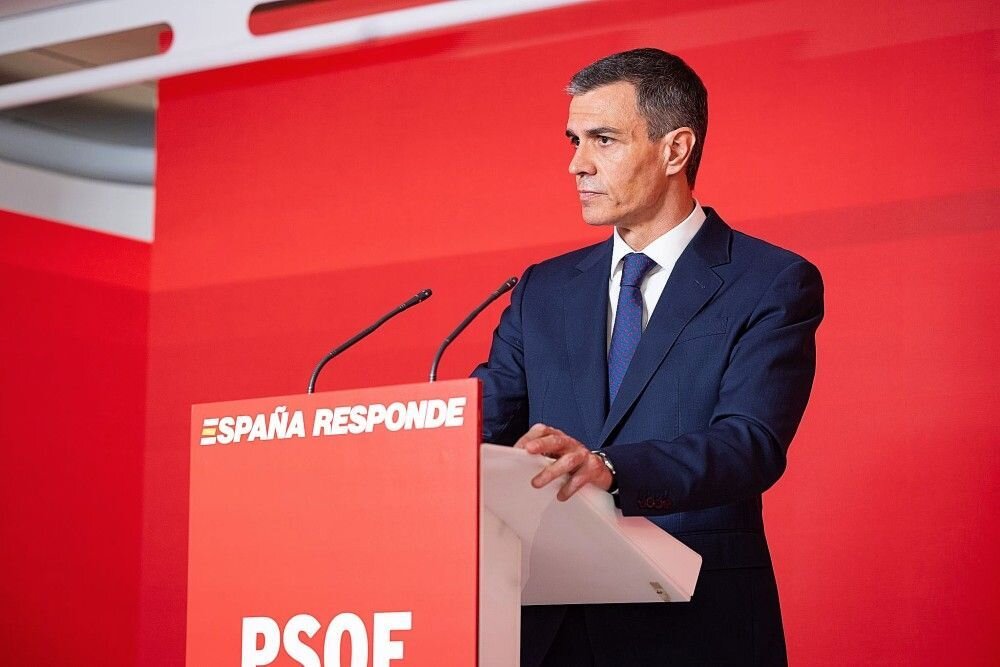 “No existen motivos justificados para que permanezca en el puesto”.