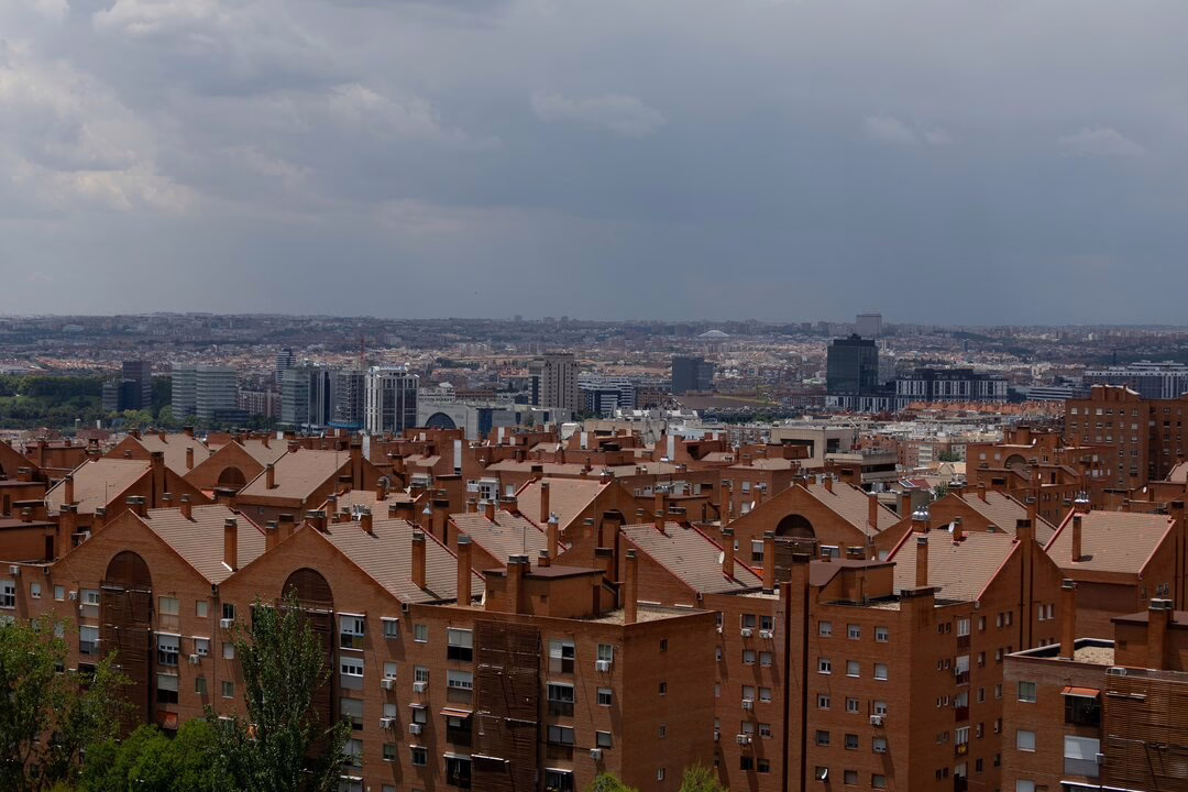 Advertencia por polvo del Sahara en Madrid este martes.