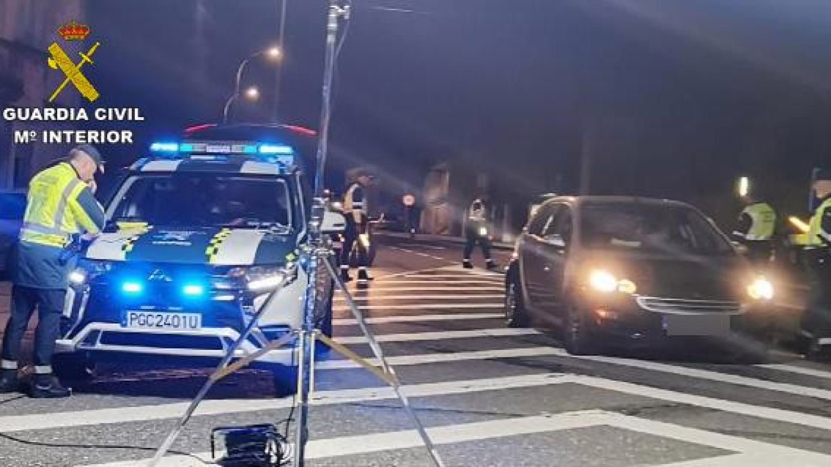 Capturan a un joven de Arteixo (A Coruña) por haber arrollado a un transeúnte durante la Fiesta del Agua en Vilagarcía.