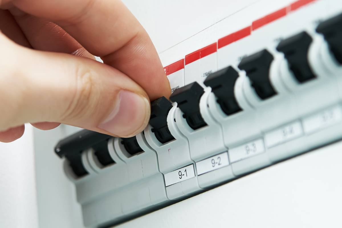 Aquí tienes algunas alternativas para el título:

1. "Municipios y horarios esenciales"
2. "Estas son las localidades y momentos determinantes"
3. "Localidades y horarios importantes"
4. "Municipios y horarios significativos"
5. "Estos son los departamentos y las horas clave"