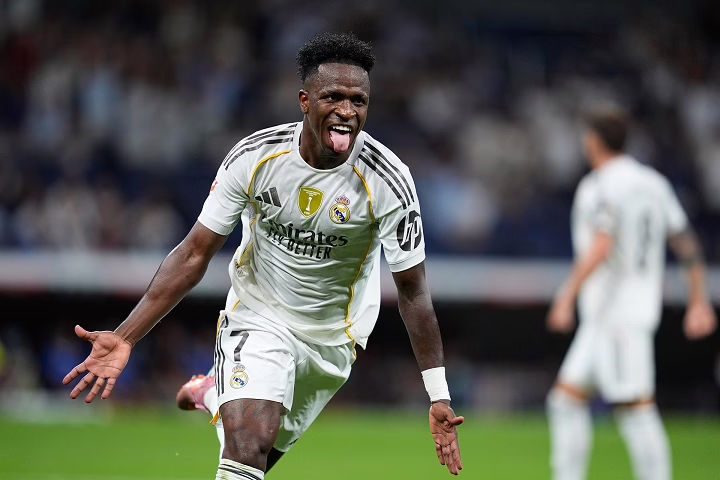 El Real Madrid lucha intensamente para conseguir la victoria ante un sólido Mallorca.