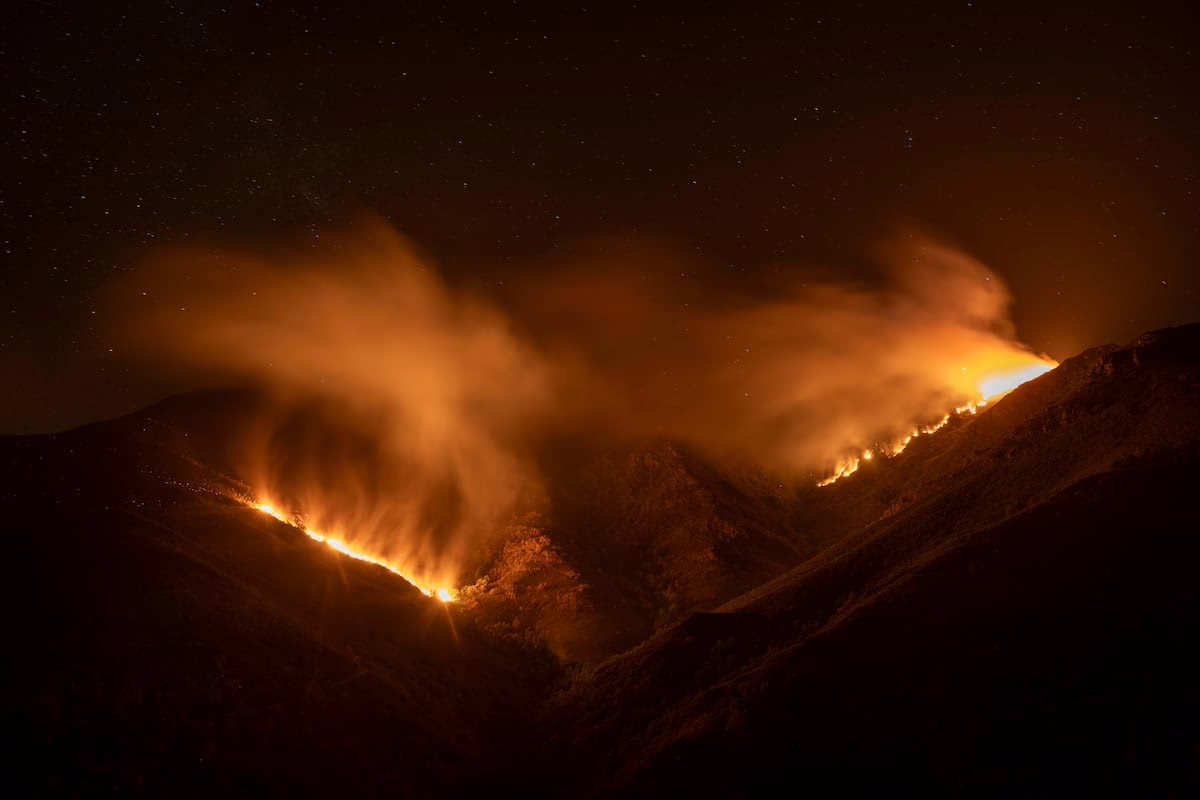 La Fiscalía indaga sobre la ausencia de medidas preventivas durante la mayor serie de incendios en tres décadas | Clima y Medio Ambiente