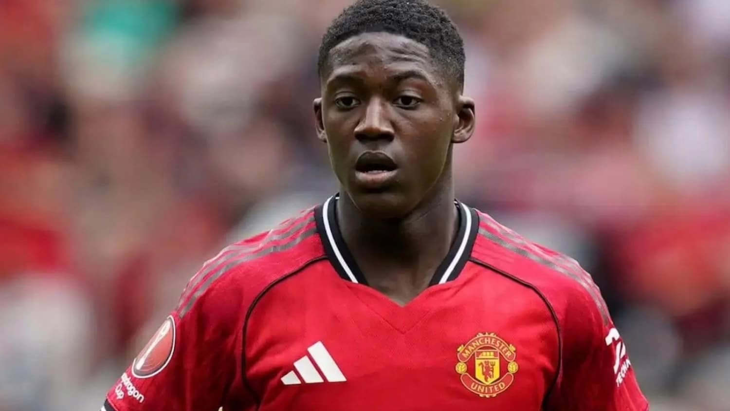 Kobbie Mainoo acepta ser cedido por el Manchester United y considera al Atlético como el lugar perfecto para su desarrollo.