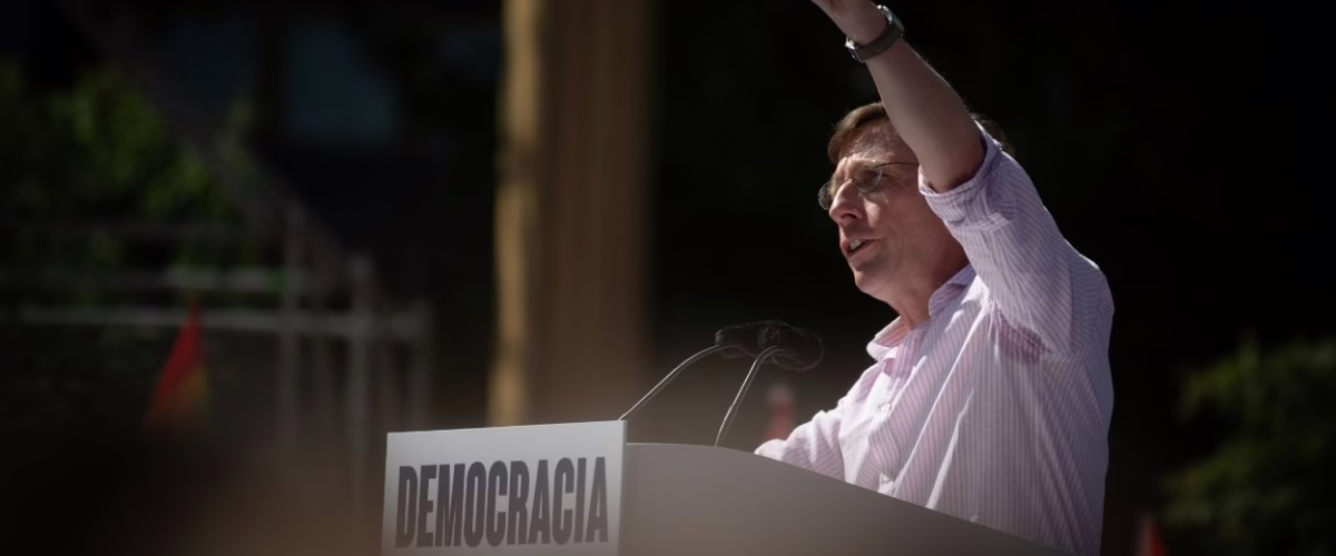 Almeida relanza la venta de la Plaza de España.