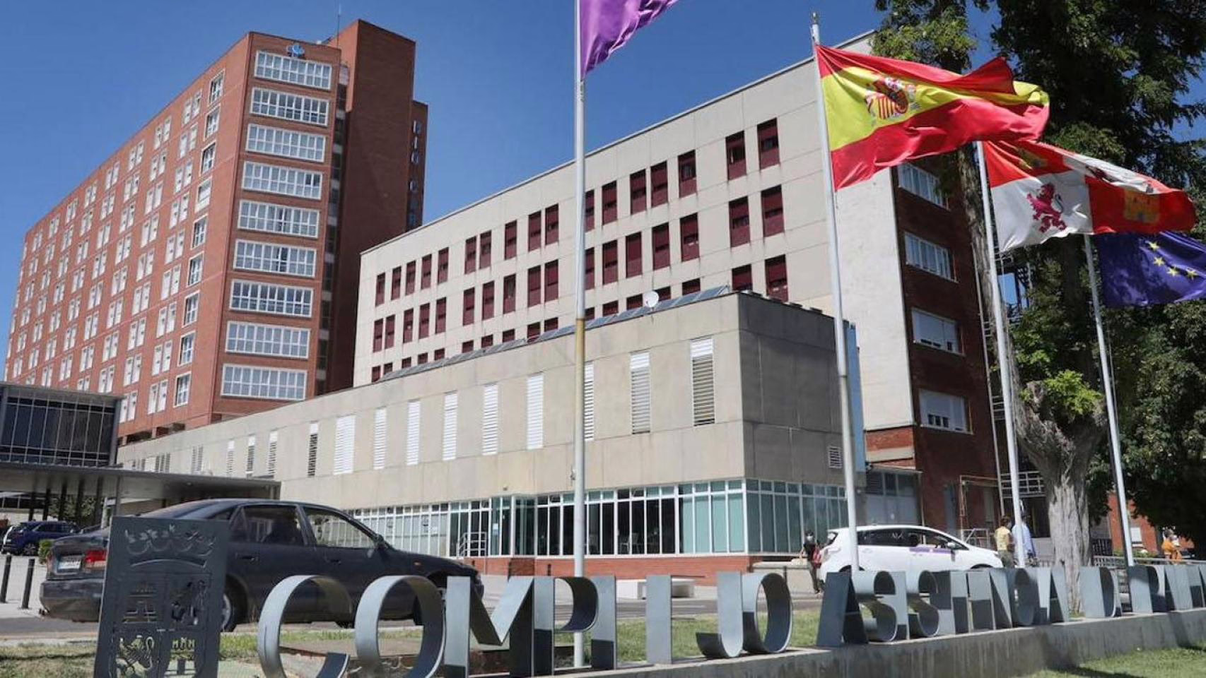 La justicia ordena a Castilla y León cubrir el tratamiento de hormona de crecimiento para dos menores en Palencia.