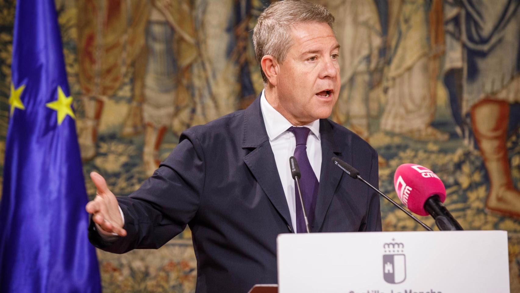 Page plantea "hasta qué punto se está comercializando España" y solicita negociar una financiación autonómica "sin favoritismos".