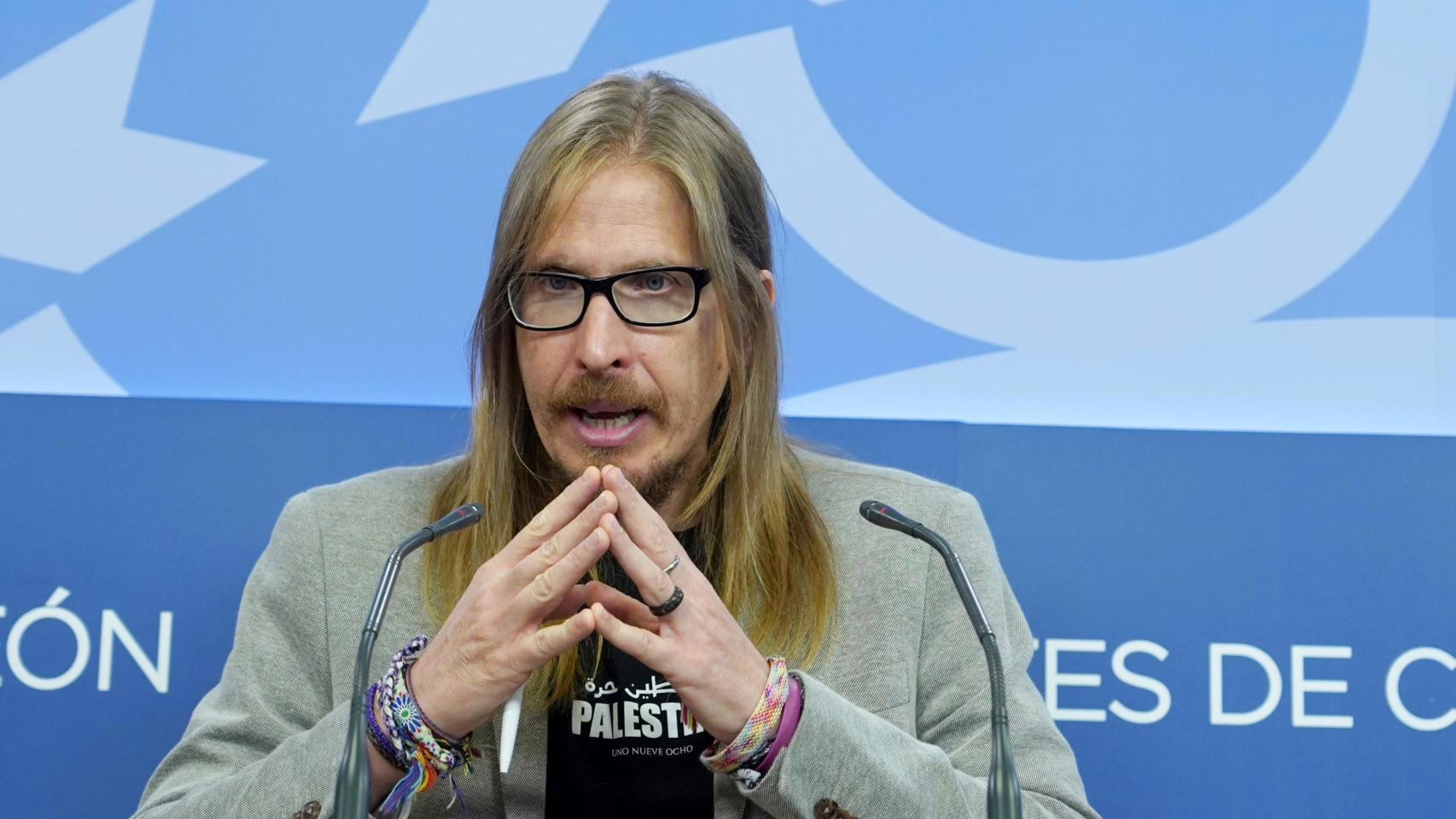 Podemos advierte a Sánchez sobre su falta de apoyo a políticas de izquierda y su conexión con Junts.