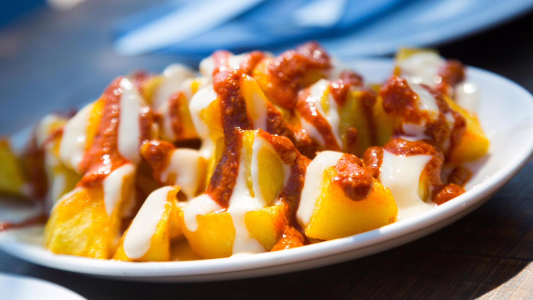 Las patatas bravas más deliciosas del planeta se encuentran en el restaurante más 'singular' de Madrid: su precio es de 9 euros.