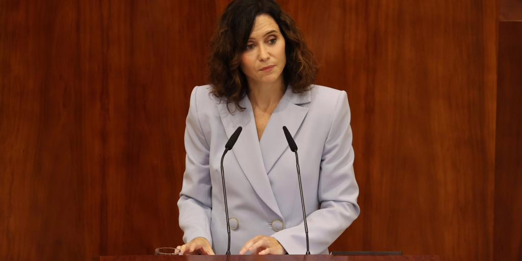Ayuso posiciona a Madrid como una opción viable y sólida ante el «vacío» de Sánchez.