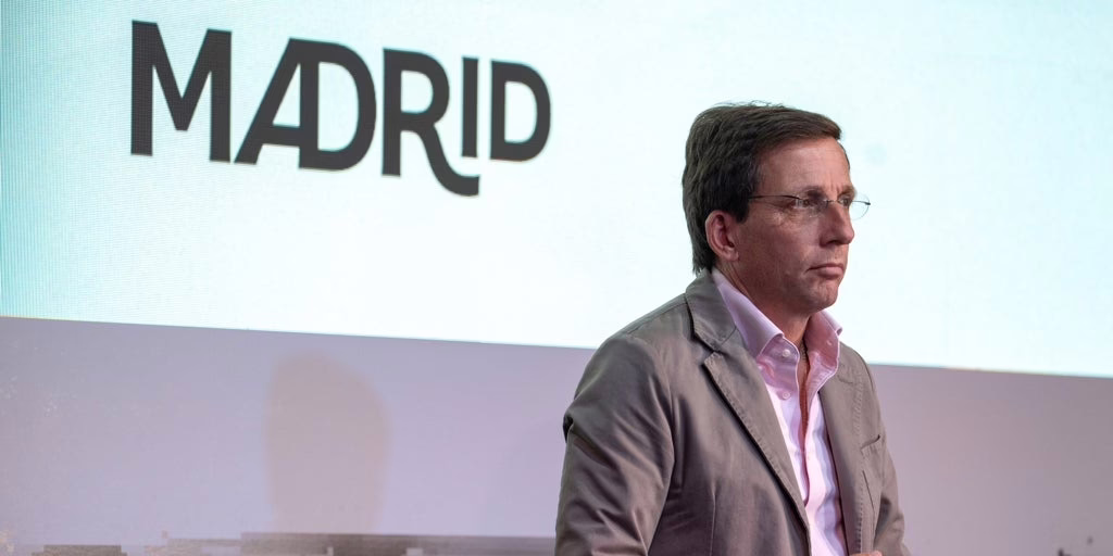 Almeida garantiza alivio en enero al concluir las obras del Metro en el Bernabéu y mover las labores en Ventas a horario nocturno.
