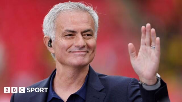 "¿Quién rechazó al Benfica?" – Jose Mourinho mantiene diálogos con el club portugués.