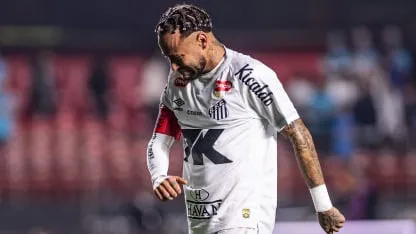 Neymar volvió a lesionarse y se perderá el clásico contra San Pablo