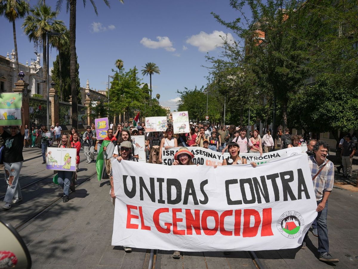 Foto: escupitajos-punetazos-insultos-estudiantes-judios-espana