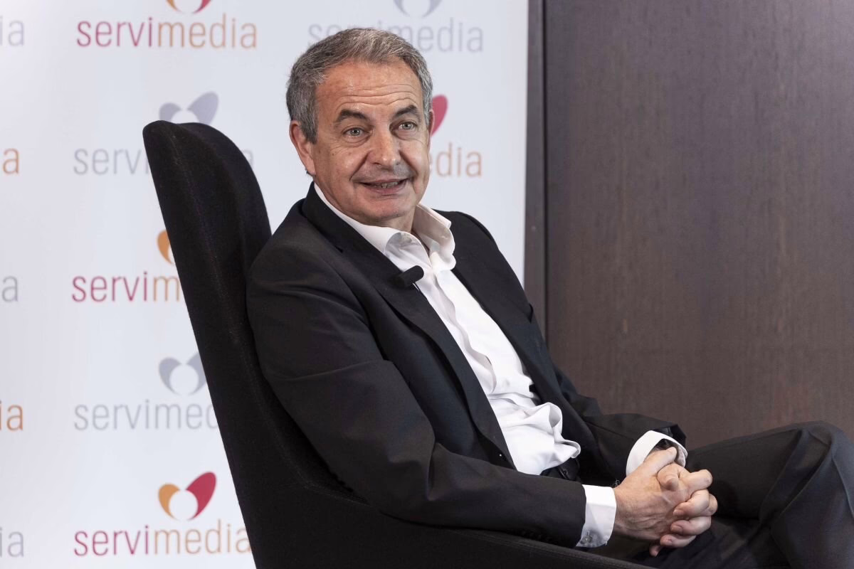 Zapatero se encuentra en Suiza con Puigdemont para discutir el futuro de Sánchez y los presupuestos del 2026.