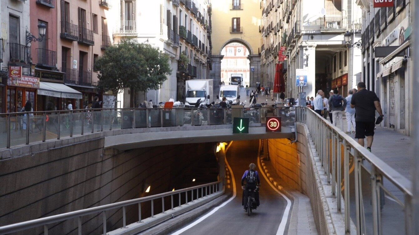 Madrid vuelve a abrir el túnel de la plaza Mayor tras su completa rehabilitación.