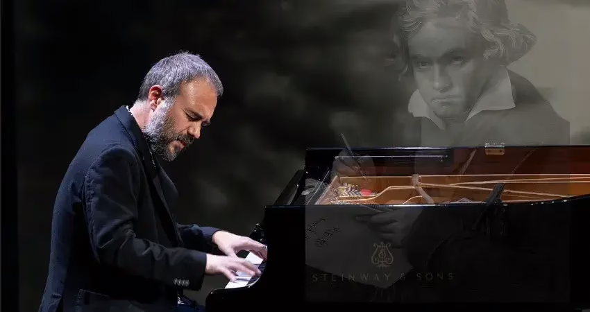 Sinetiq 2025 en CentroCentro: música sin categorías.
