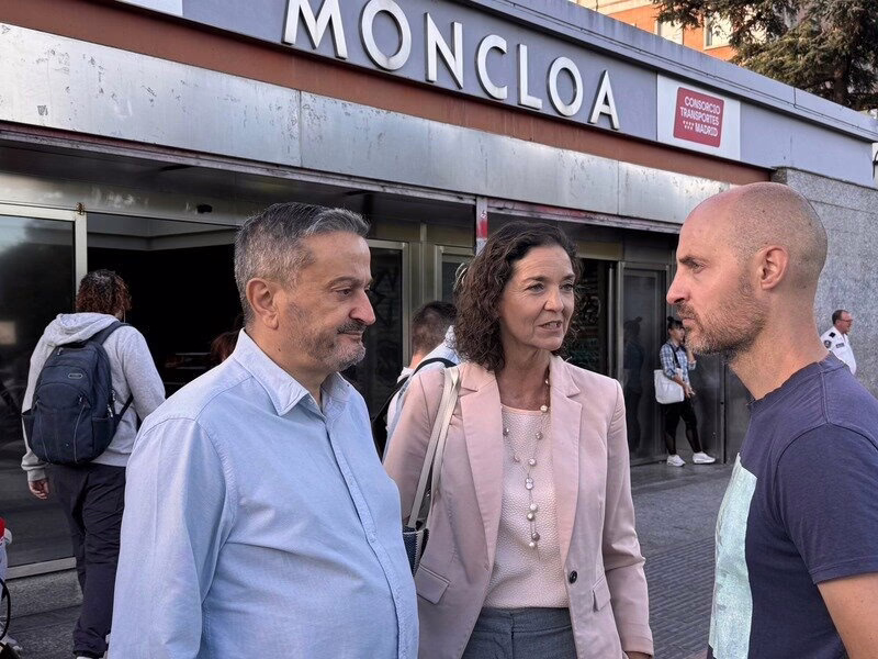 Reyes Maroto cuestiona el "modelo Almeida" y pide más autobuses debido al cierre de la Línea 6 del Metro en Madrid.