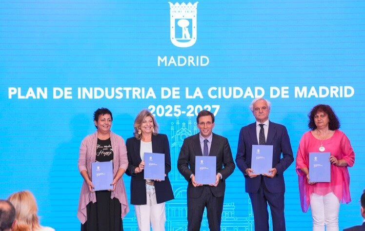 Almeida da a conocer el Plan de Industria de Madrid 2025-2027 con una inversión de 196 millones.