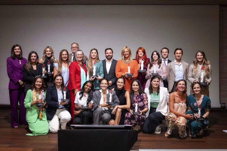 Lain Technologies se destaca por su innovación ecológica en el sector minero, mientras que 14 iniciativas lideradas por mujeres obtienen respaldo en Madrid.