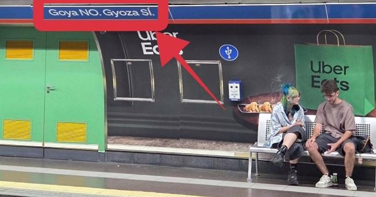 Controversia por una nueva campaña de Metro de Madrid que desconcierta a los pasajeros: "Sustituyen el nombre de Goya por el de una empanadilla"