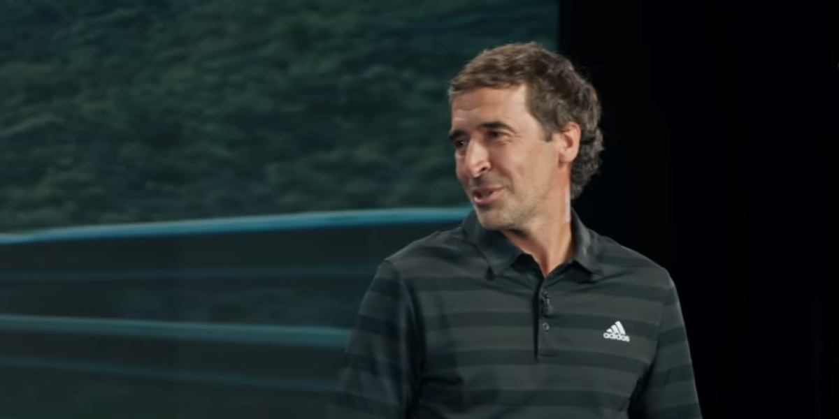 El exjugador Raúl González Blanco revela su enfoque sobre la alimentación: "Como de todo, pero con moderación".