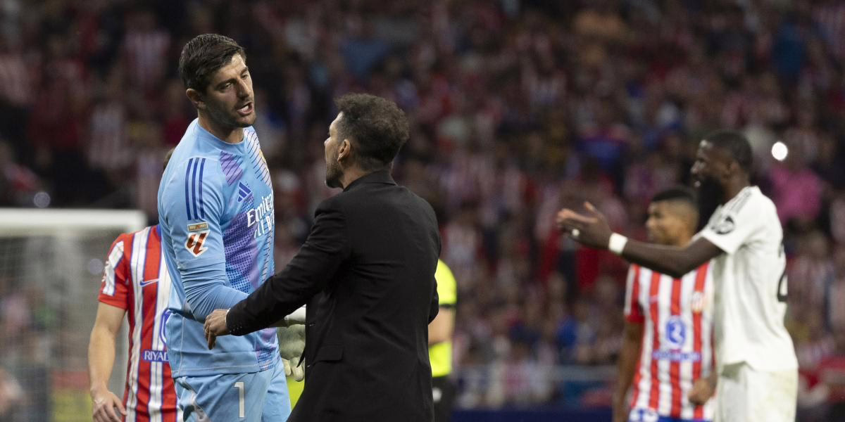 Courtois y Vinicius, 'rivales cercanos' en el Metropolitano.