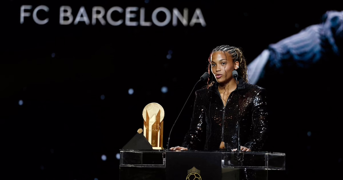 La trayectoria de Vicky López, reciente ganadora del premio Kopa: formada en el Real Madrid, brillando en el Barcelona y con potencial para el Balón de Oro.