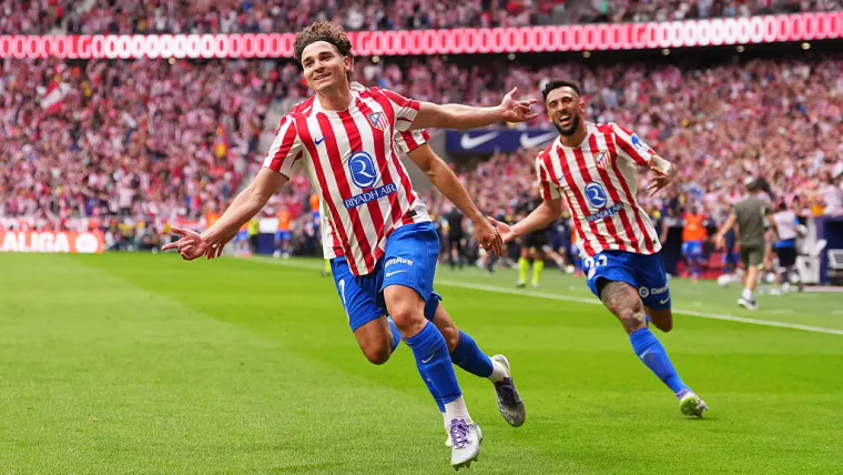 El Metropolitano motiva a un Atlético de Madrid que sueña con mantener su ascenso frente al Eintracht Frankfurt en la Champions.