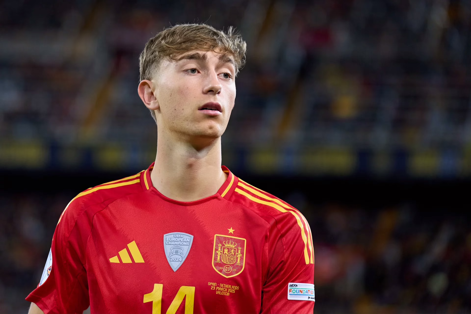 Huijsen y Carvajal debutan con triunfo en la Clasificación para el Mundial 2026.