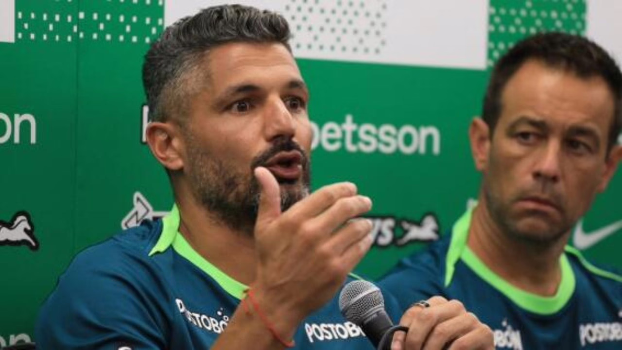 Javier Gandolfi deja de ser el director técnico de Atlético Nacional.