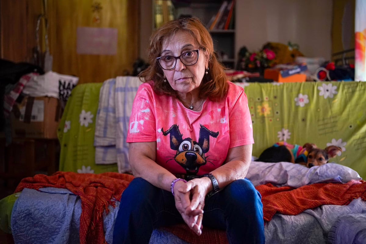 Desalojo en la tercera edad: Amparo, casi de 70 años, queda sin hogar tras una serie de infortunios | Noticias de Madrid