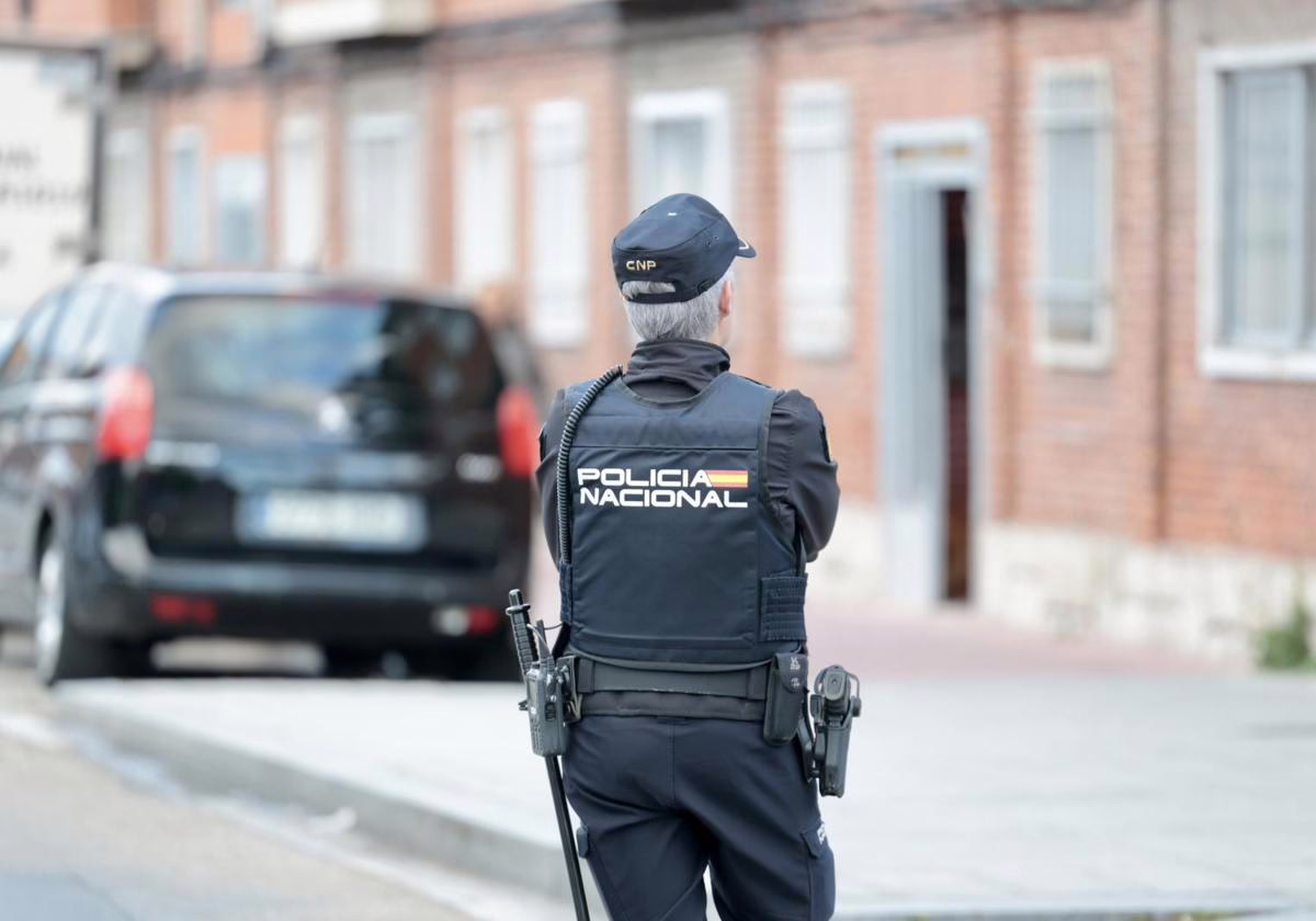 Cuatro arrestados tras una pelea colectiva con armas en el barrio de Delicias.