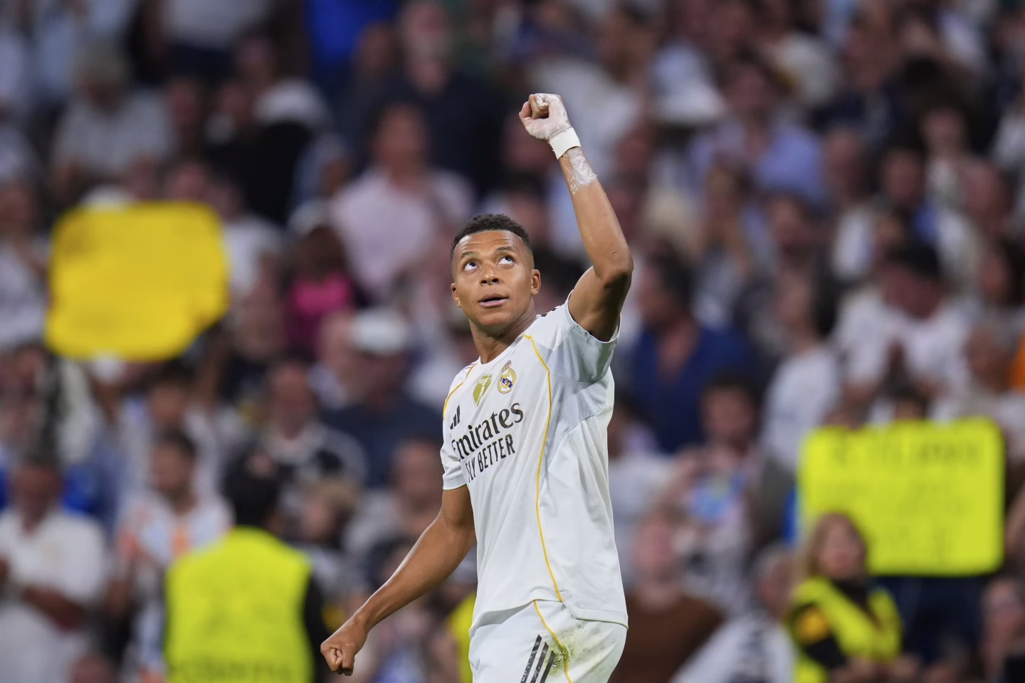 Mbappé anota su quinto gol y se mantiene como líder en solitario.