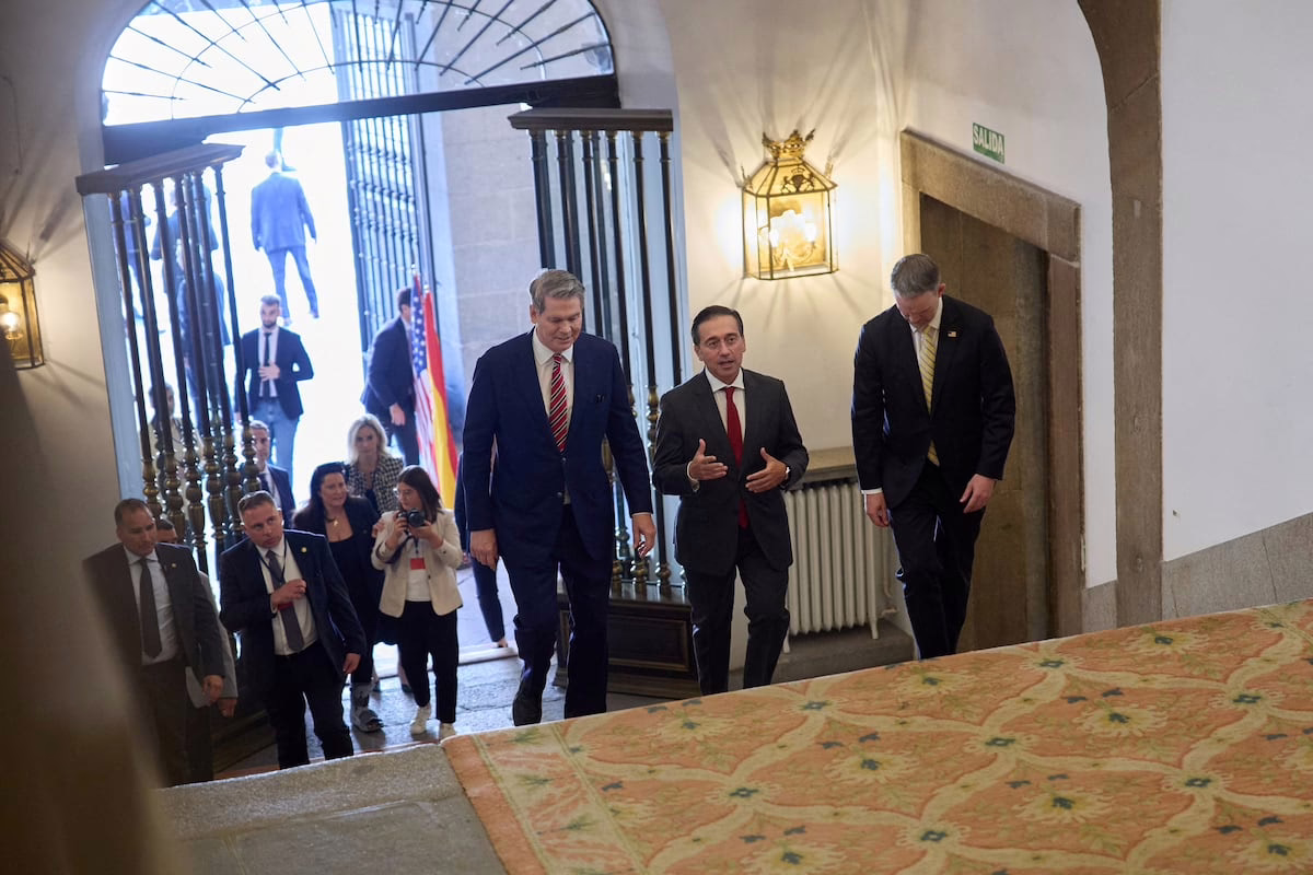 Albares y Cuerpo se encuentran en Madrid con el titular del Tesoro de Trump | España