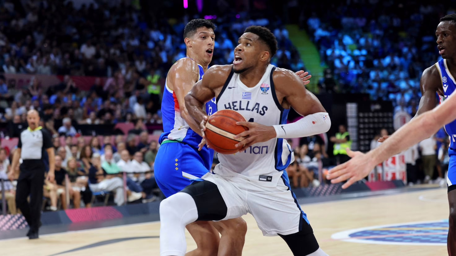 Giannis Antetokounmpo podría estar jugando en Europa.