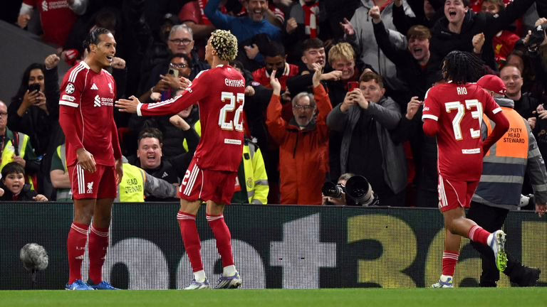 Tras un emocionante triunfo en la Liga de Campeones frente al Atlético de Madrid, ARN Slot aplaude al jugador del Liverpool. Actualización del mundo del fútbol.