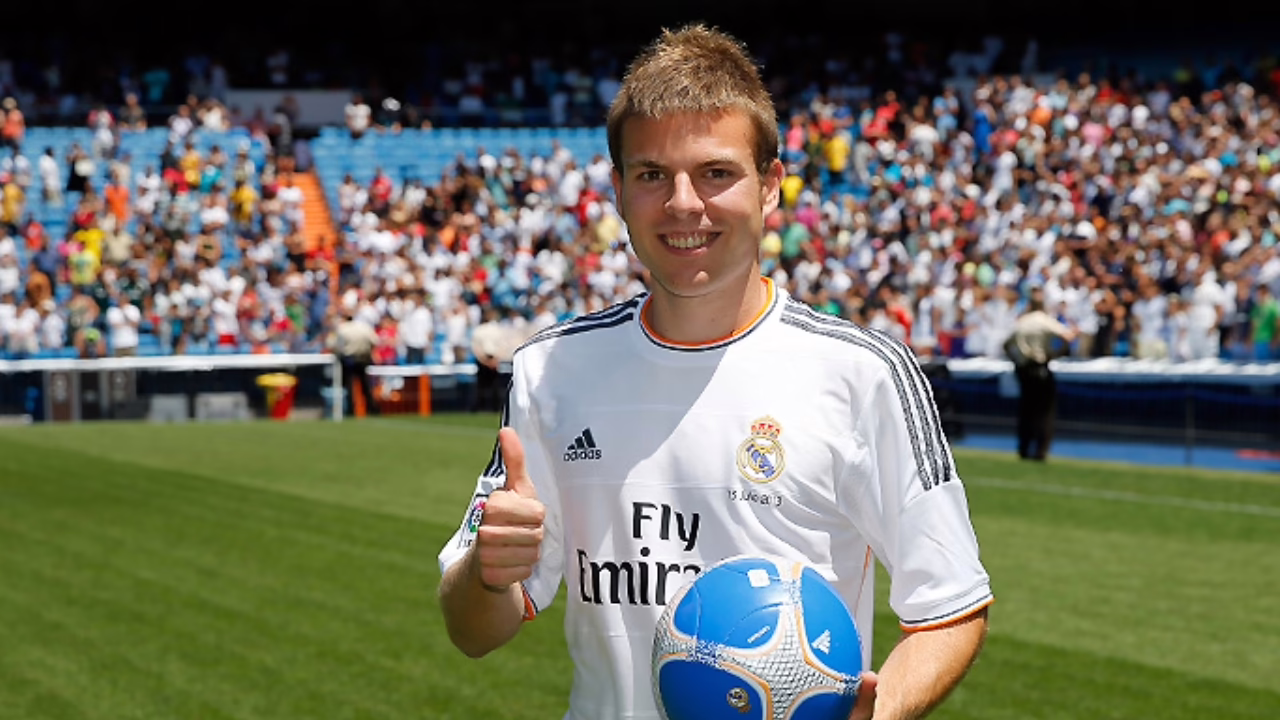El equipo inesperado que ha contratado a Asier Illarramendi.