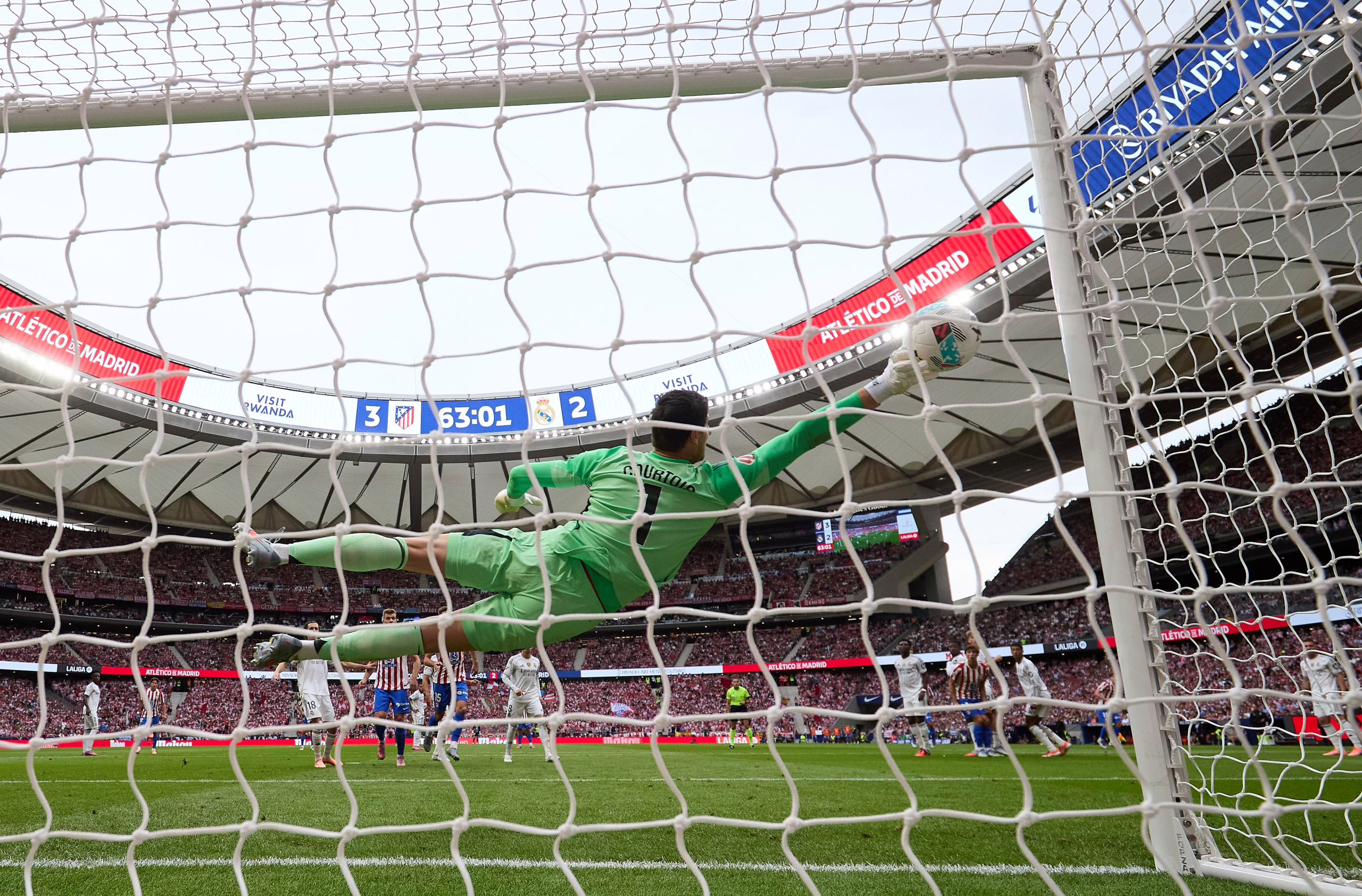 Impactante triunfo: Atlético arrolla al Real, uruguayos brillan en España.