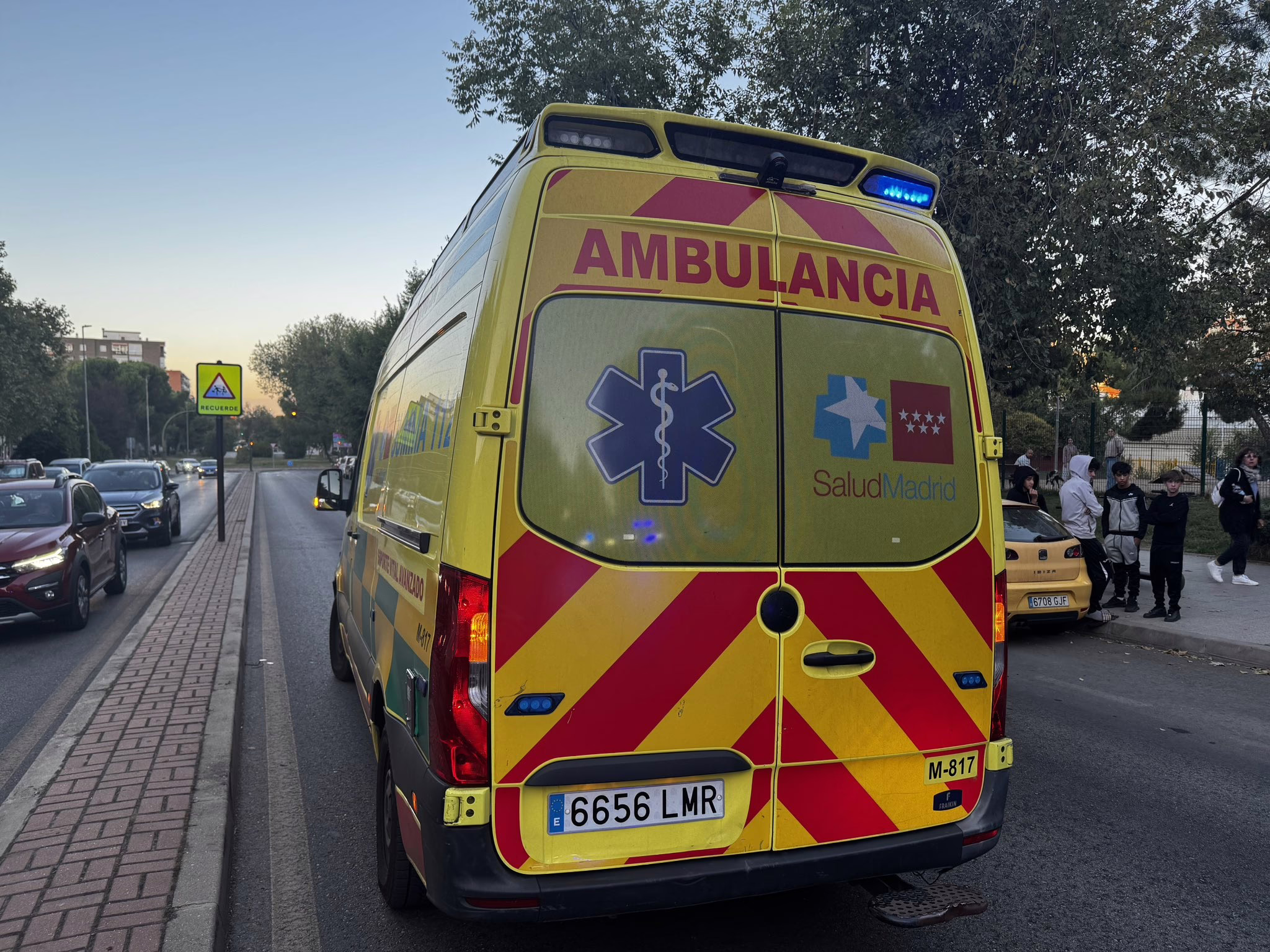 Accidente en Alcorcón: Hombre de 78 años lesionado por un patinete y llevado al hospital.