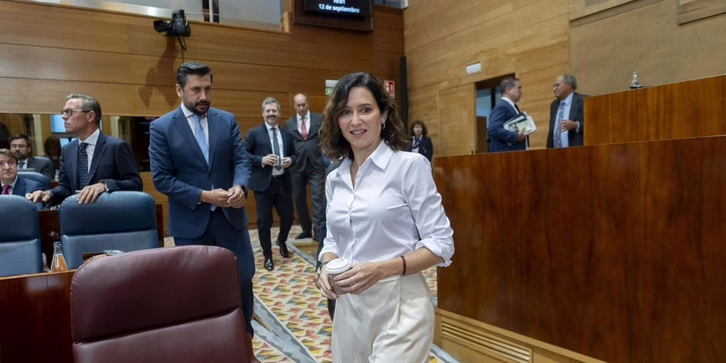 «¿A quién puedo invitar a salir? ¿Al hermano de Sánchez?»