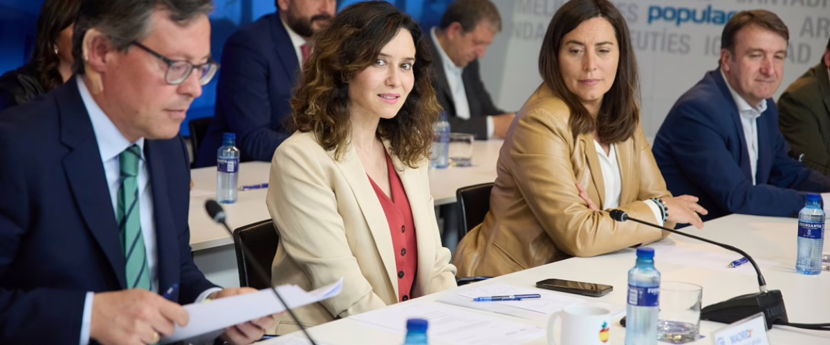 Más Madrid pide una prórroga de seis meses para indagar sobre la supuesta corrupción de Ana Millán, conocida como la 'Cerdán de Ayuso'.