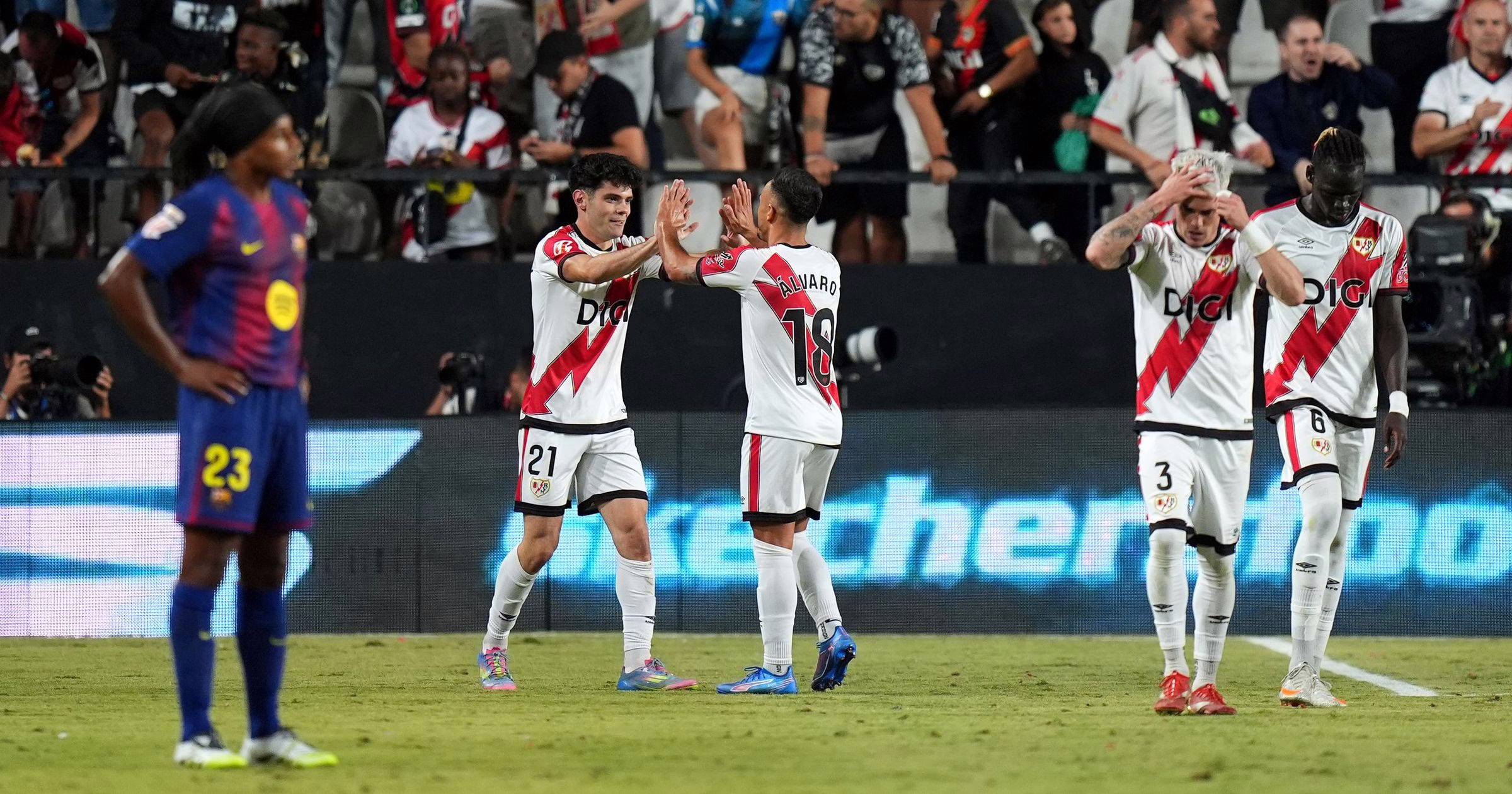 LaLiga EA Sports 2025/26 | Resumen, goles y resultados del partido Rayo Vallecano vs. Barcelona - Destacados - Jornada 3 - Hoy - Vídeo de fútbol