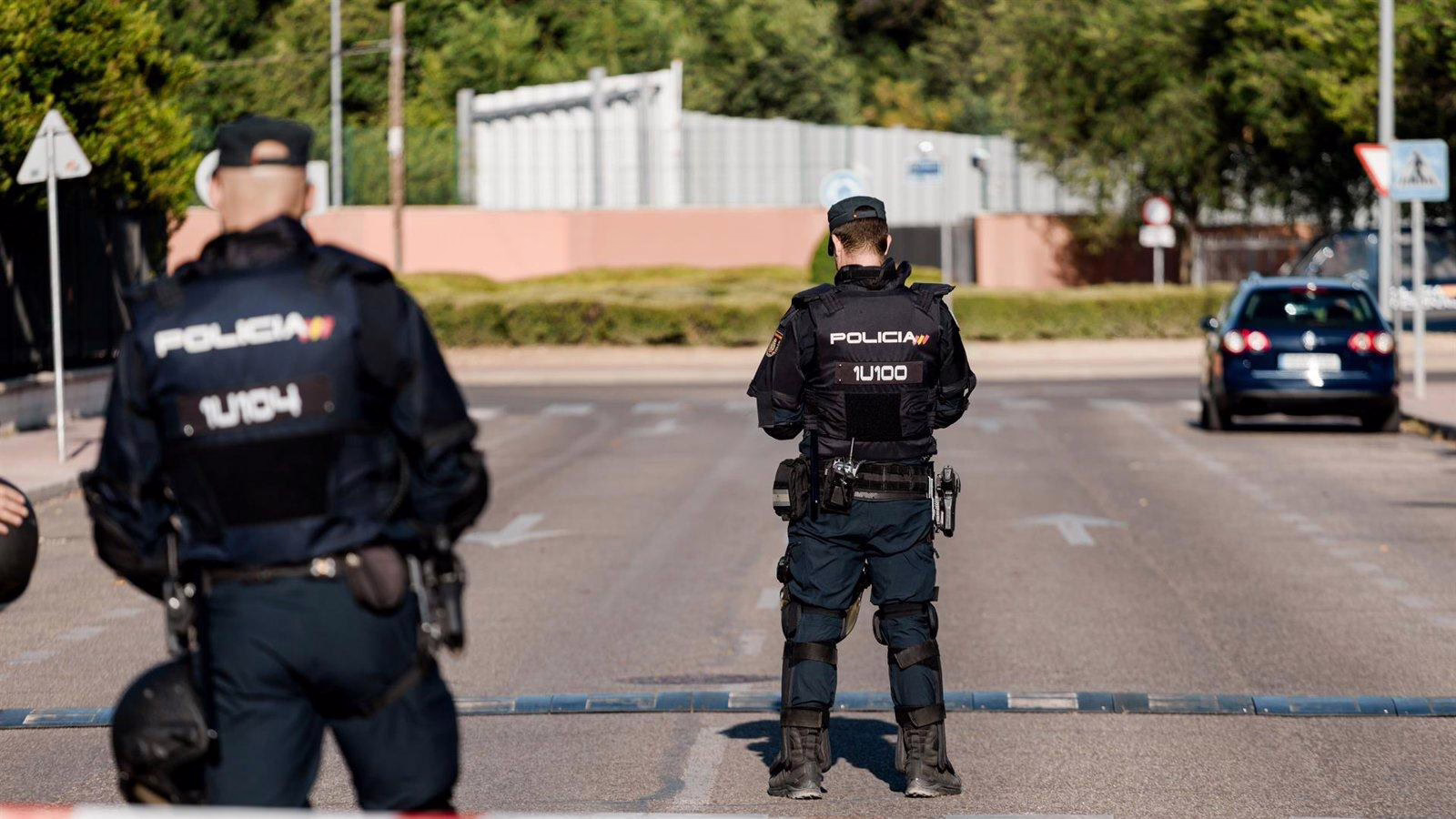 El Ayuntamiento de Alcalá solicita el cierre del abarrotado centro de migrantes tras la decisión del Pleno.