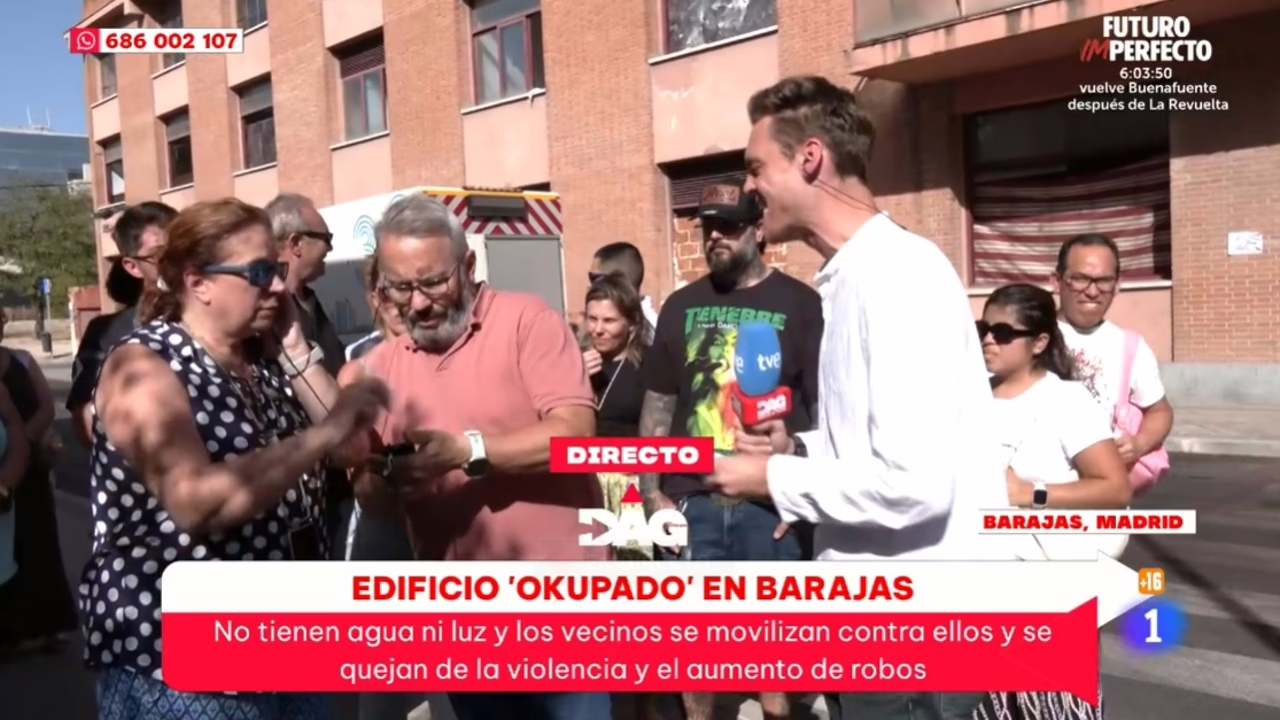 Los residentes de Barajas atribuyen la llegada masiva de okupas al "desinterés institucional".