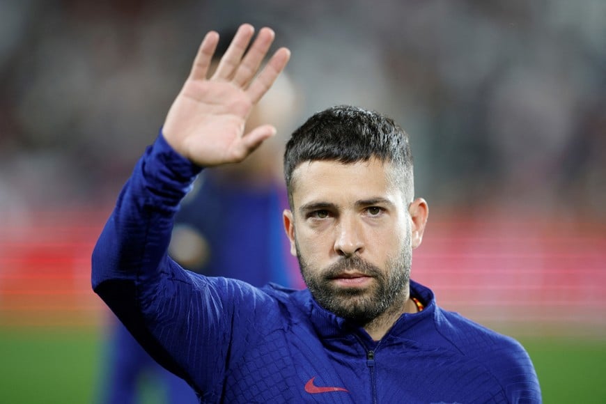FILE PHOTO: Soccer Football - LaLiga - Rayo Vallecano v FC Barcelona - Campo de Futbol de Vallecas, Madrid, Spain - April 26, 2023
FC Barcelona's Jordi Alba before the match REUTERS/Juan Medina/File Photo
